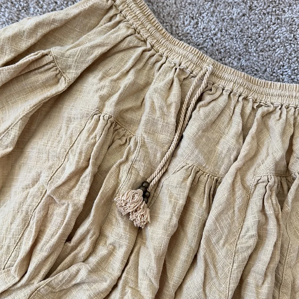 Spell skirt sand - Picture 2 of 2